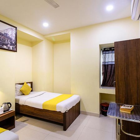 Hotel Park Central Kolkata Exterior photo